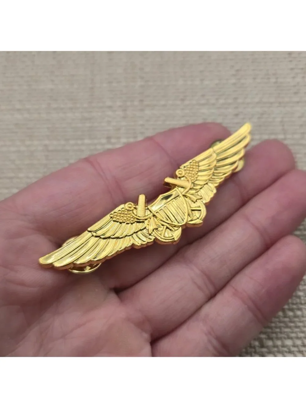 US Navy Naval Flight Officer Gold Wings Insignia Military Pin B1573